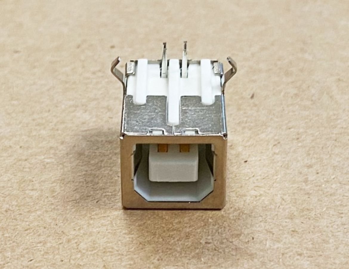 Puerto USB Tipo B Hembra para PCB Original Pioneer DJ (420-007USB-150)