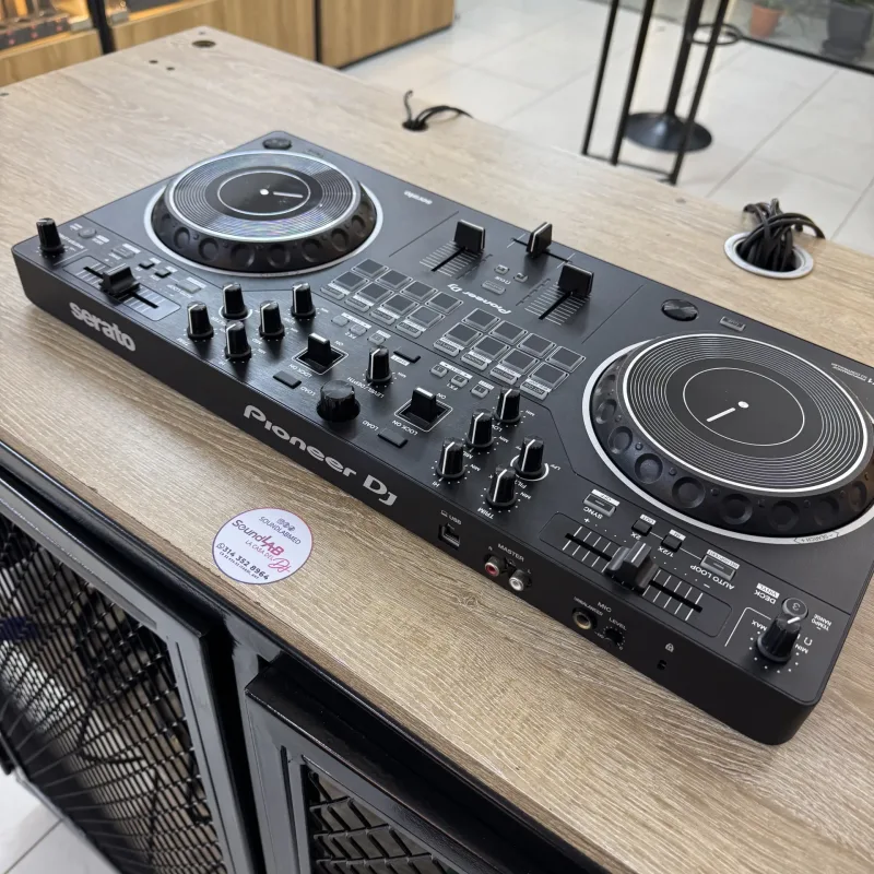 CONTROLADOR DDJ-REV1