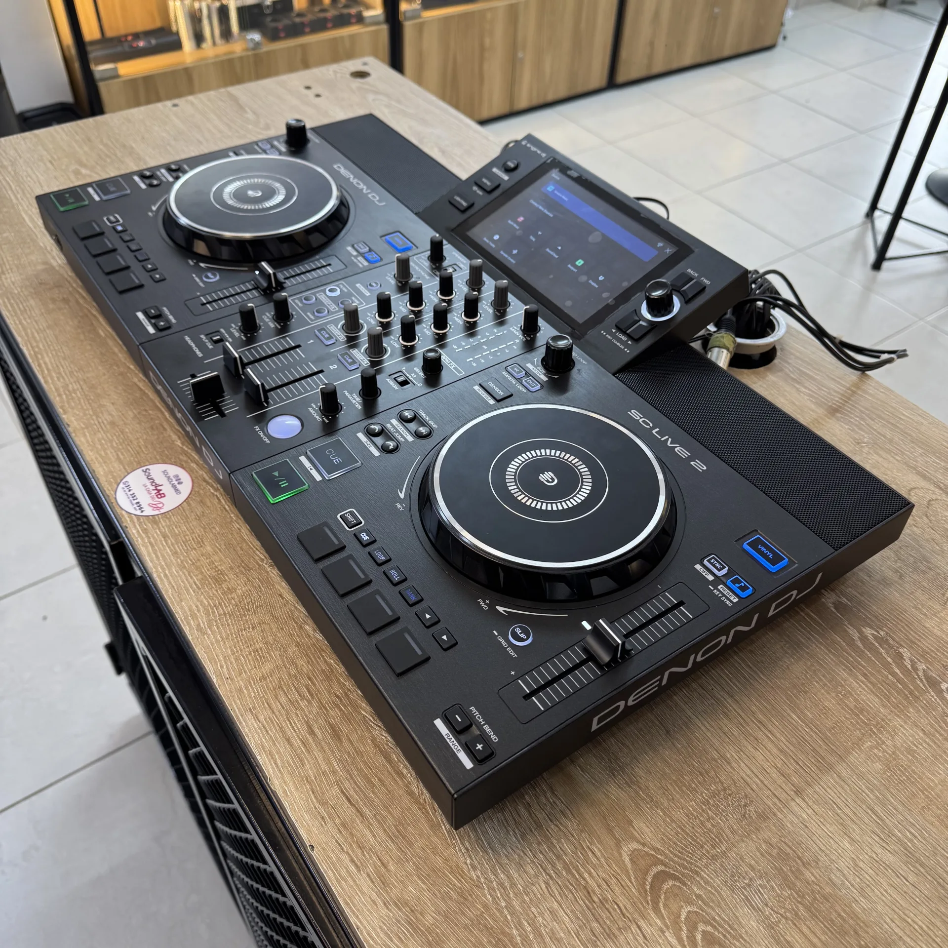 Denon DJ SC Live 2 USADO